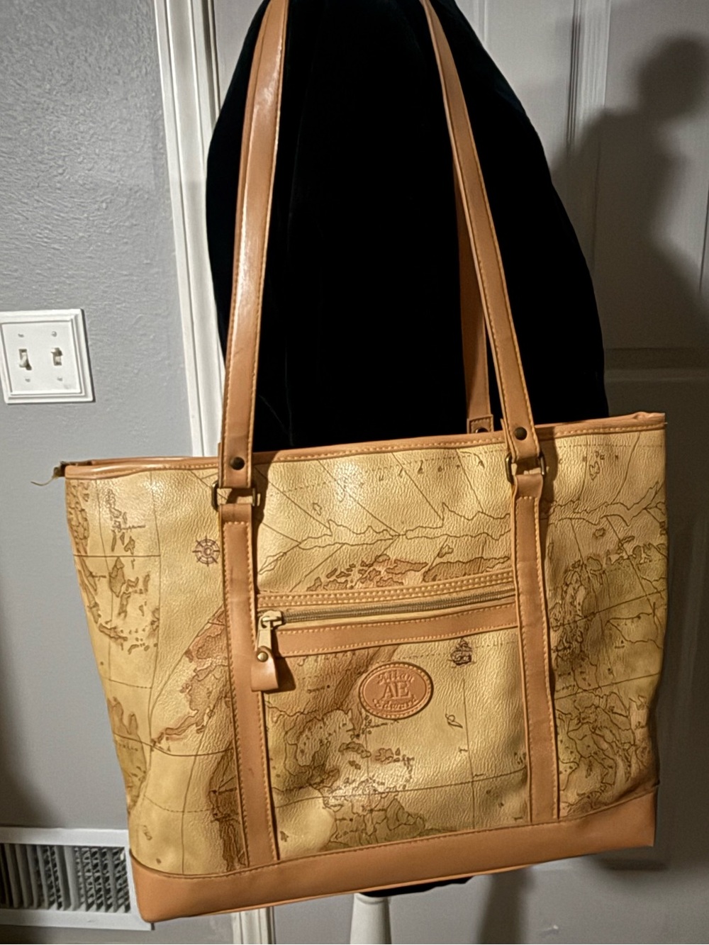 Allen Edmonds Tote Bag in Tan with Map Print